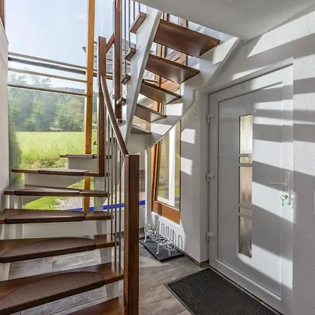 Neuheim Apartment
