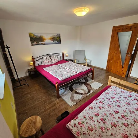 Neuheim Apartment